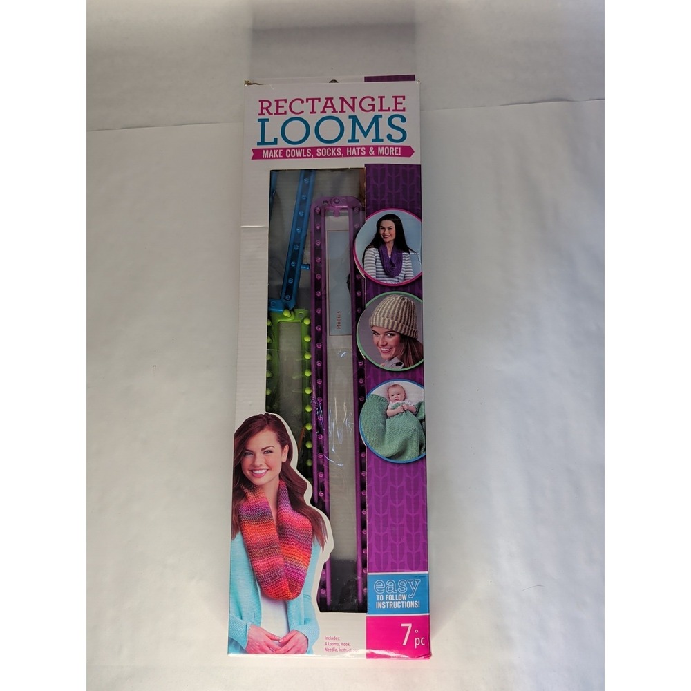 Leisure Arts Rectangle Loom Set with Hook And Needle